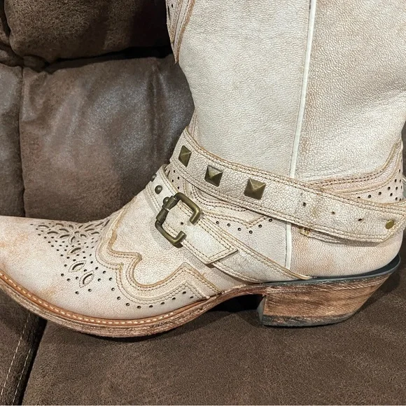 Dan Post Restless Cream Western Heeled Boots - Picture 6 of 7